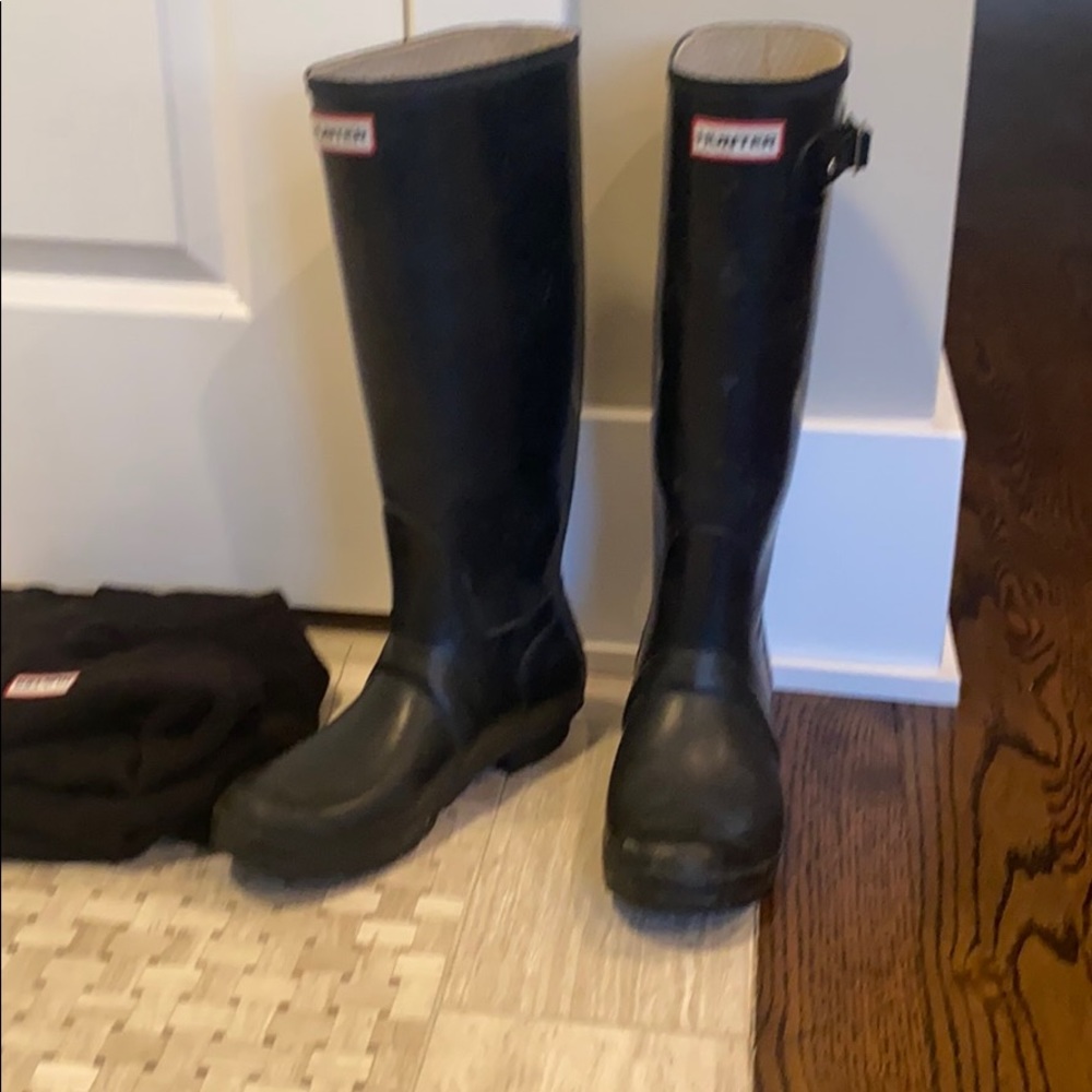 Tall Hunter boots-matte black